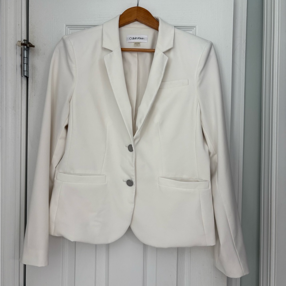 Calvin Klein Women's Off-White Tailored Blazer